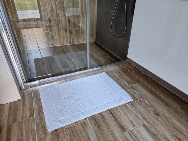 Szállodai szőnyeg 50x70 pamutból készült.