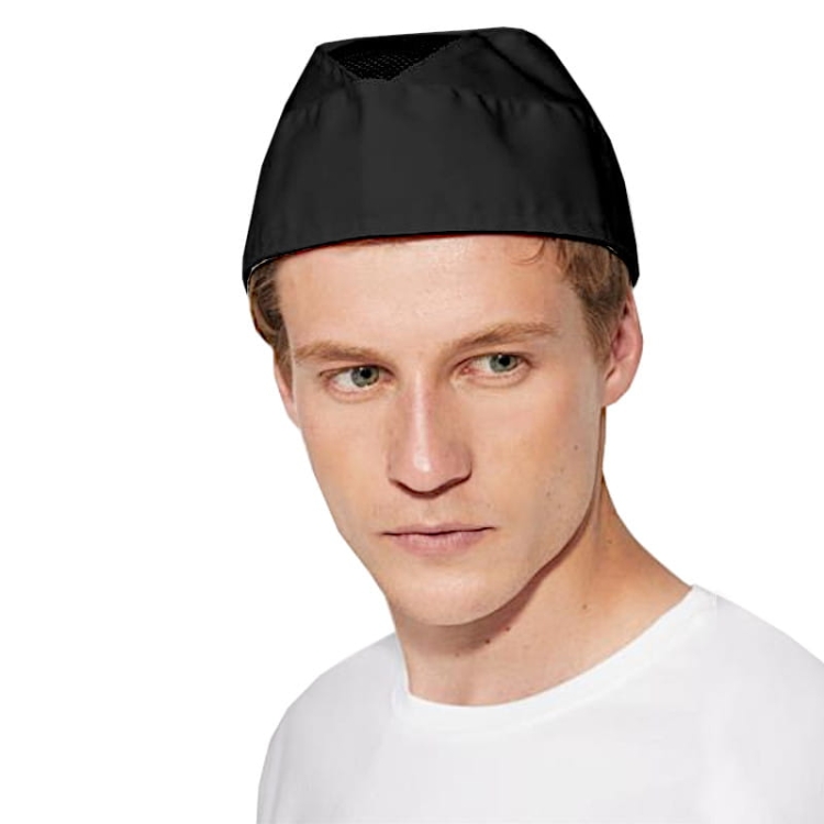 Fekete prémium hálós sapka.